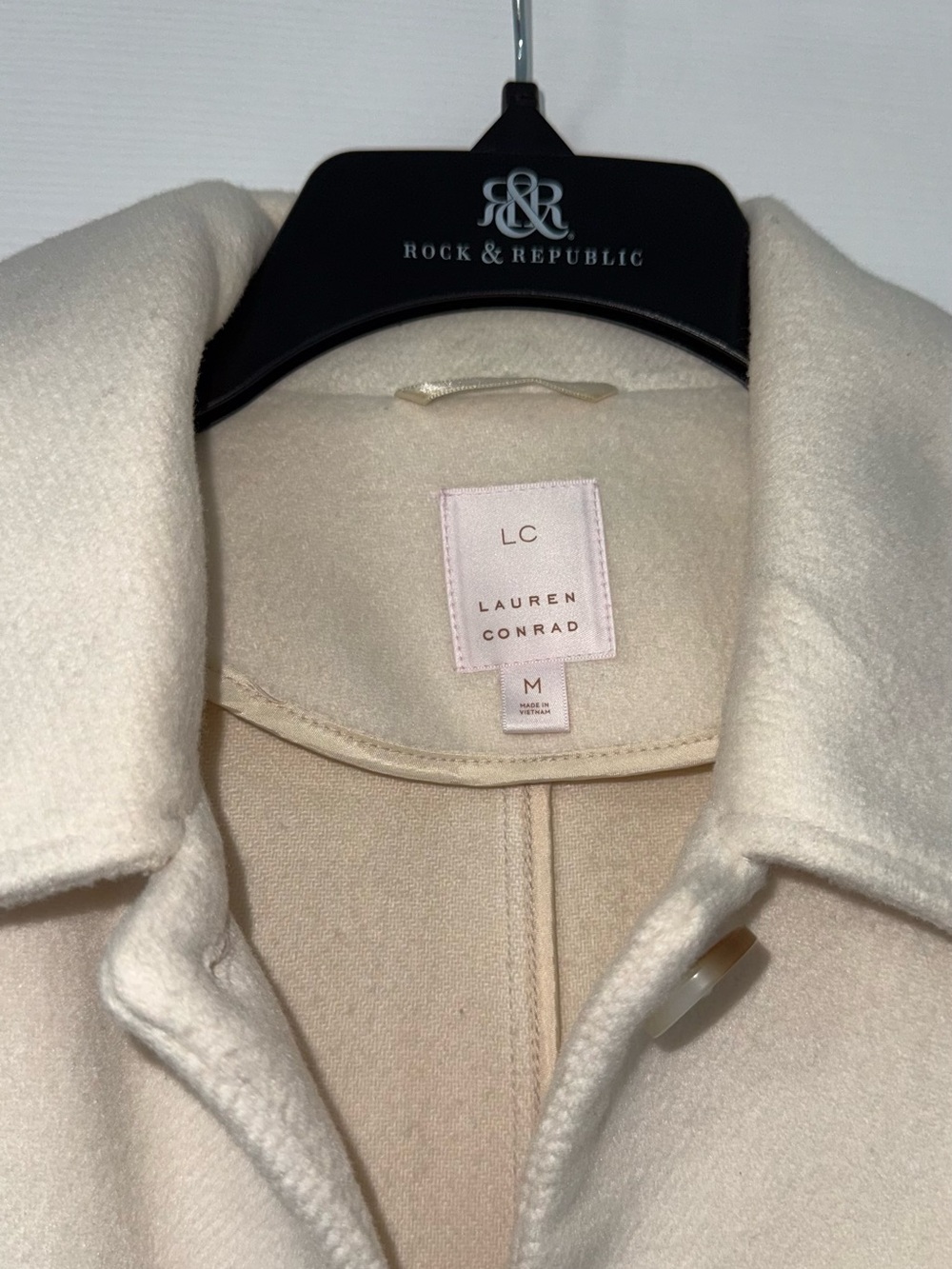 Jacket - Picture 3 of 4